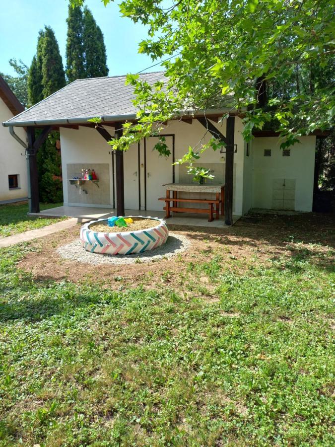 Helena apartman Cserszegtomaj Exteriör bild